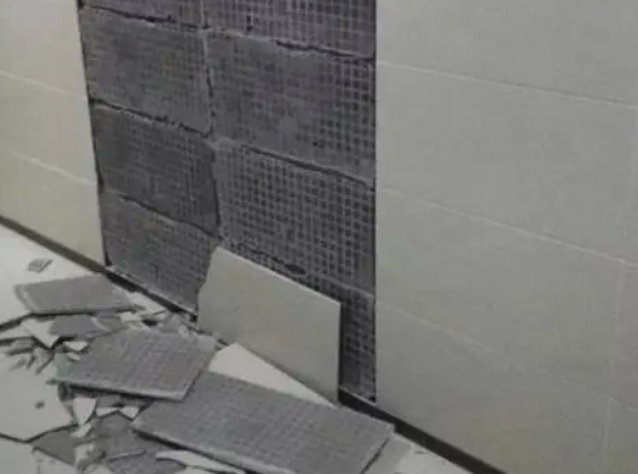 宁蒗瓷砖空鼓维修公司分享下宁蒗墙砖松动维修的知识